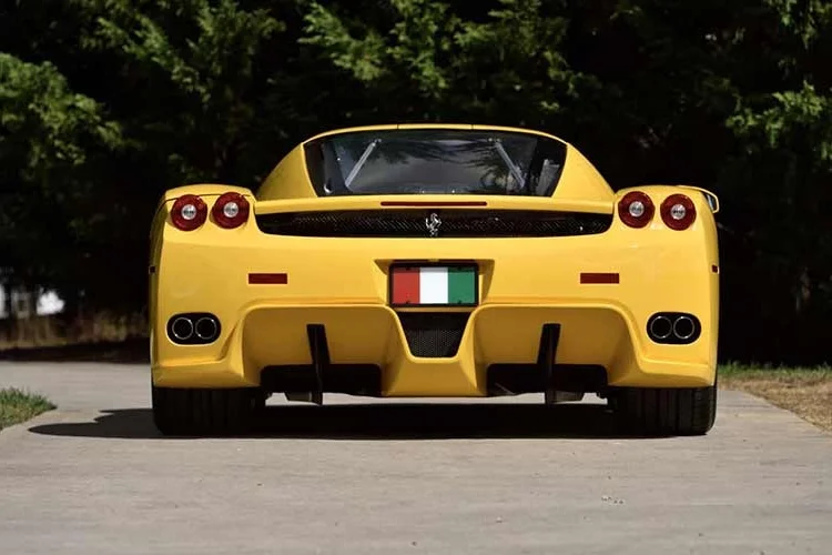 The 16.5 Million Dollar Legend: A Timeless Ferrari Enzo Captured in Radiant Yellow