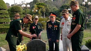 The Emotional Reunion of Soldiers from Two Worlds: A Story of Peace - image 10