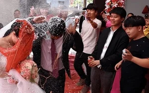 Bizarre and Unique Wedding Traditions from Around the World - image 5