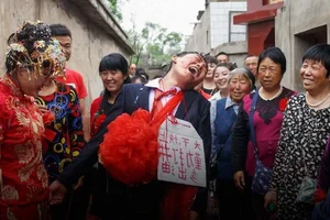 Bizarre and Unique Wedding Traditions from Around the World - image 1