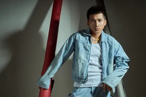 Meet the Cast of 'Những Nẻo Đường Gần Xa': A Deep Dive into the Stars - image 1
