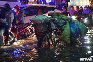 Urban Waterscape: Ho Chi Minh City Navigates Record-Breaking High Tides - image 14