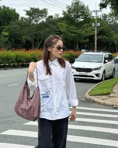 Vietnamese Celebrities Embrace the 'Quiet Luxury' Handbag Trend - image 7