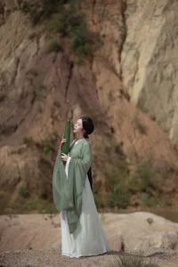 Aesthetic Highlights: Yituyu's Iconic Mobei Katycat Photo Session - image 6