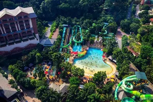 Ultimate Singapore Travel Guide for Swifties Attending Taylor Swift's Eras Tour - image 4