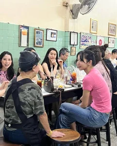 BLACKPINK’s Lisa Causes a Sensation at a Michelin-Starred Restaurant in Bangkok - image 8