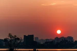 Breathtaking West Lake Sunset: A Peaceful Escape in Hanoi - image 5