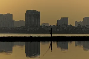 Breathtaking West Lake Sunset: A Peaceful Escape in Hanoi - image 4