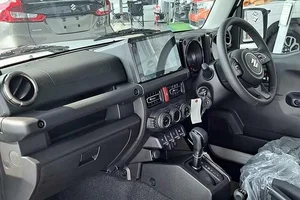 Massive Discounts on High-Clearance SUVs in Vietnam - image 12