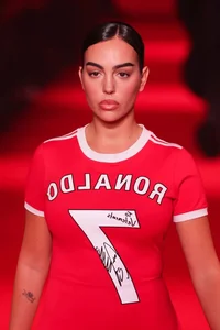 Georgina Rodriguez Honors Cristiano Ronaldo’s Manchester United Era - image 6