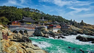 Discover South Korea: Stunning Full HD Wallpapers and Travel Inspiration - image 26