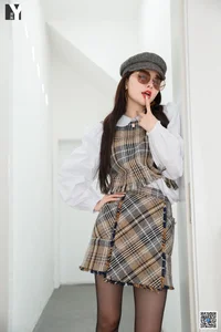 IESS Miao Jie: Playful Plaid Suit Fashion Portrait Gallery - image 59