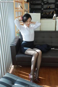 Stunning Photography Gallery: IESS SXJ No.1597 Featuring the Elegant Model Xiao Jie - image 78