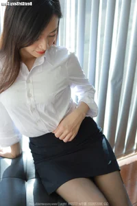 Stunning Photography Gallery: IESS SXJ No.1597 Featuring the Elegant Model Xiao Jie - image 57