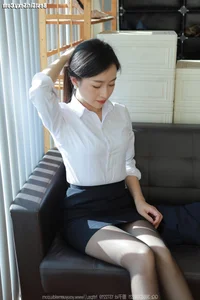 Stunning Photography Gallery: IESS SXJ No.1597 Featuring the Elegant Model Xiao Jie - image 63