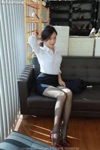 Stunning Photography Gallery: IESS SXJ No.1597 Featuring the Elegant Model Xiao Jie - image 10