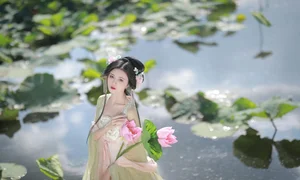 YiTuYu Art Language Vol.4687 Featuring Wu Sui: A Study in Modern Aesthetics - image 5