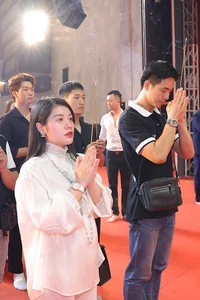 Hanoi Artists Gather for the Traditional Theater Ancestor Worship Ceremony - image 9