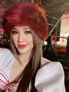 How Vietnamese Celebrities Celebrated New Year’s Eve: Glitz, Glamour, and Intimate Moments - image 0