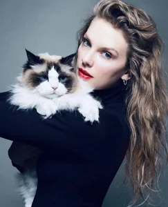Why Billionaire Taylor Swift Values Love and Family Approval Over Partner's Net Worth - image 2