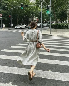 The '3+7' Color Rule: The Ultimate Summer Fashion Guide for Women in Their 40s and 50s - image 5