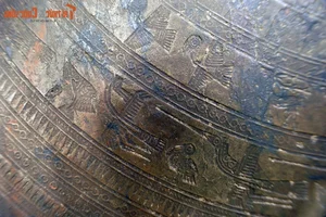 Ancient Artistry: Exploring the Fascinating Bird Imagery on Dong Son Cultural Artifacts - image 4