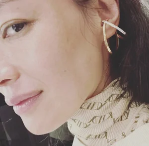 Timeless Beauty Shu Qi Embraces Natural Aging and Bare Face Flaws - image 5