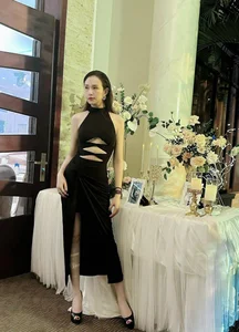 Huong Baby Showcases Elegant Wedding Guest Style While Respecting the Bride’s Spotlight - image 6