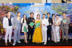 Heartwarming Moment: Ly Hai’s 99-Year-Old Mother Attends Movie Premiere - image 8