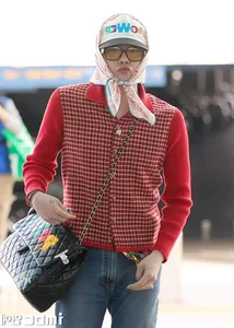 G-Dragon’s Bold Fashion Statement and Jaehyun’s New Look: K-Pop Style Update - image 8