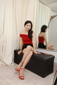 IESS Xiao Jie 'Red Like Fire' Collection: Artistic Portraits and Elegant Silk Aesthetics - image 8