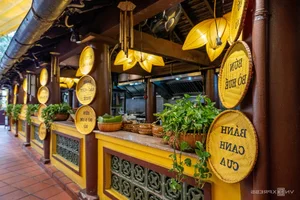A Culinary Journey Through Vietnam: One Restaurant, 220 Authentic Dishes - image 7