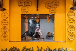 A Culinary Journey Through Vietnam: One Restaurant, 220 Authentic Dishes - image 4