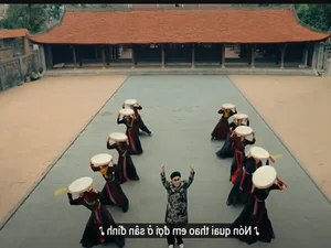 Artist Xuan Hinh Shares Behind-the-Scenes Secrets of 'Bac Bling' MV - image 4