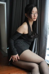 Modern Style and Sophistication with Qiu Qiu in IESS No.1667 Collection - image 3