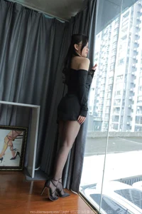 Modern Style and Sophistication with Qiu Qiu in IESS No.1667 Collection - image 41
