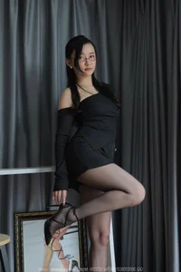 Modern Style and Sophistication with Qiu Qiu in IESS No.1667 Collection - image 47