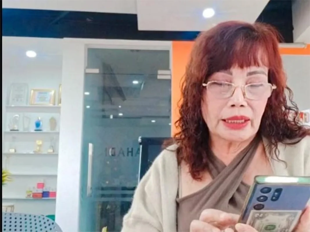 Age-Defying Beauty of 60-Year-Old Bride Thu Sao Married to Younger Husband