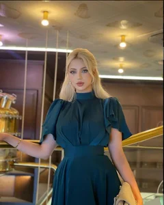 Two Breathtaking Asian Influencers Captivate Millions of Fans Online - image 6