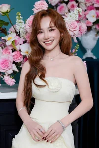 Vietnamese Celebrity Beauty Secrets: How Top Stars Maintain Their Radiance - image 3