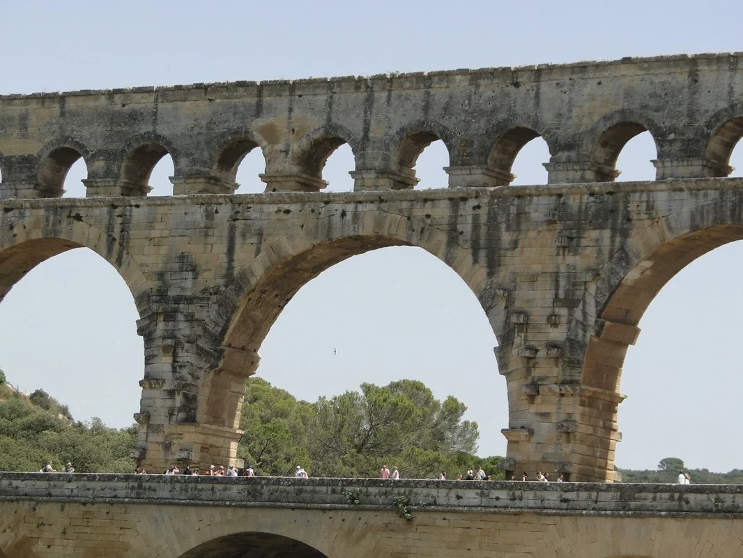 Ancient Roman Engineering: Marveling at the Spectacular Three-Tier Pont du Gard Aqueduct Bridge