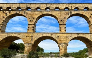 Ancient Roman Engineering: Marveling at the Spectacular Three-Tier Pont du Gard Aqueduct Bridge - image 12