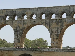 Ancient Roman Engineering: Marveling at the Spectacular Three-Tier Pont du Gard Aqueduct Bridge - image 6