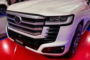 Close-Up of the New Toyota Land Cruiser Hybrid Coming Soon - image 3