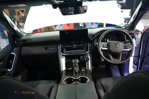Close-Up of the New Toyota Land Cruiser Hybrid Coming Soon - image 7