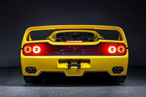 Vibrant Yellow Ferrari F50: Witness the World's Most Expensive Supercar Breaking Auction Records, Valued Over $9 Million! - image 7