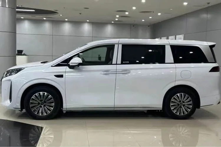 New BYD M9 Luxury MPV Set to Enter the International Market