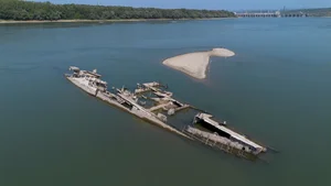 Sunken Nazi Warships Resurface in Danube River Due to Record Drought - image 2
