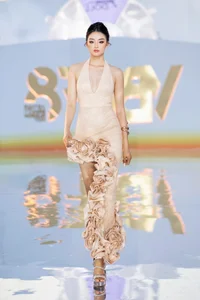 Top 5 Fashion Standouts at Miss Grand Vietnam: A Masterclass in Runway Elegance - image 15