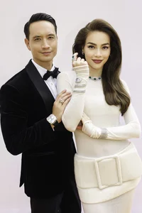 Famous Vbiz Moms Turn Heads Internationally Alongside Thai Star Mai Davika - image 7